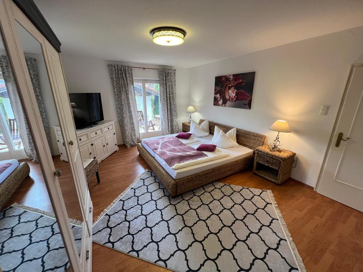 Alpen Suite Tegernsee - Grosse Sonnenterasse Und Idyllischer Garten Bad Wiessee Buitenkant foto